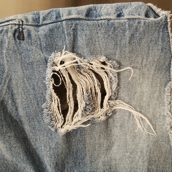 💕RTA Denim💕 River Shorts ~ Destroyed Daze 29 - Picture 9 of 16